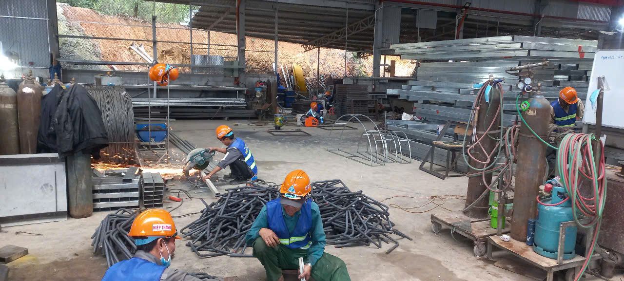 Đội ngũ công nhân kỹ thuật của Hiệp Thành
